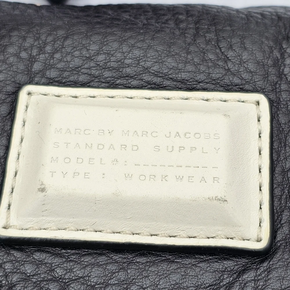 MARC BY MARC JACOBS Black Leather Crossbody Bag